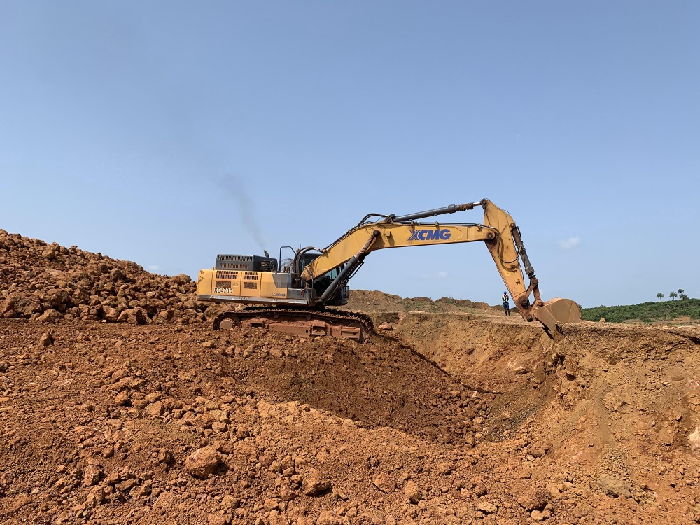 Фотография Экскаватор XCMG XE470D