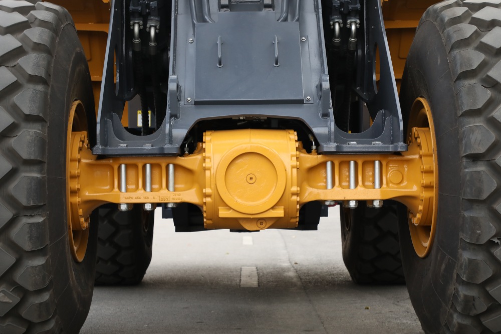 Фотография Фронтальный погрузчик XCMG XC978