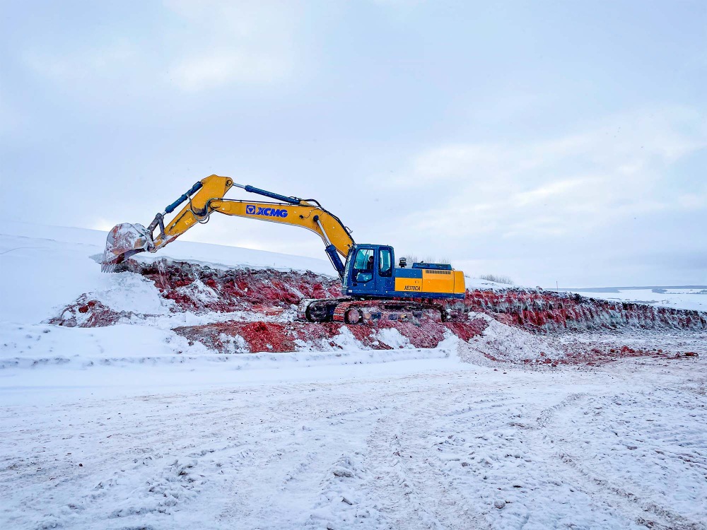 Фотография Экскаватор XCMG XE370CA