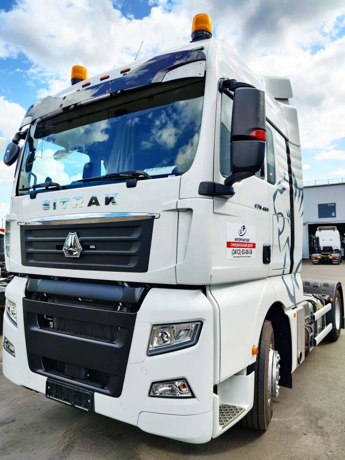 Фотография Тягач SIТRAK С7Н 4х2 ZZ4186V391НЕ АКПП