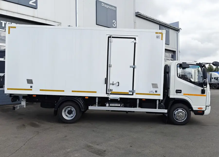 Фотография JAC N90 с изотермическим фургоном