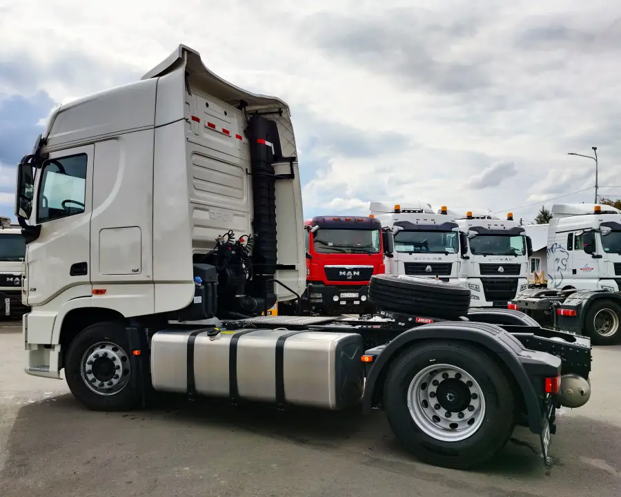 Фотография Седельный тягач DongFeng GX 4x2 (DFH4180)