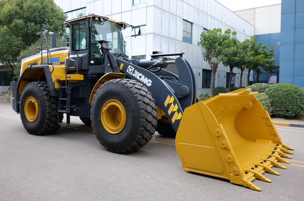 Фотография Фронтальный погрузчик XCMG XC978
