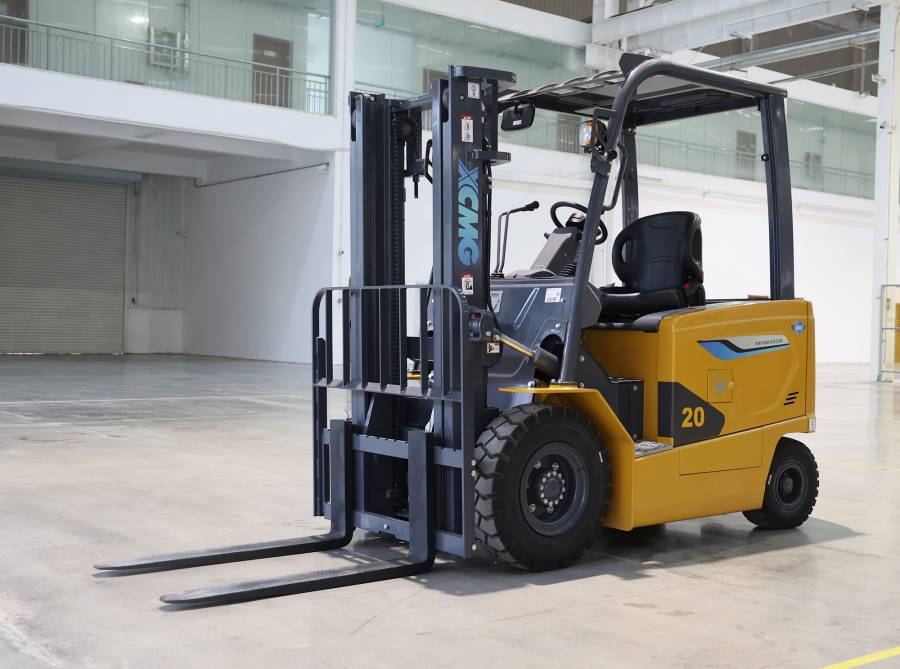 Фотография Вилочный погрузчик электрический XCB20-L5