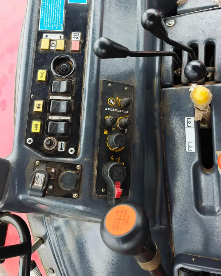 Фотография Трактор Беларус 2022.3