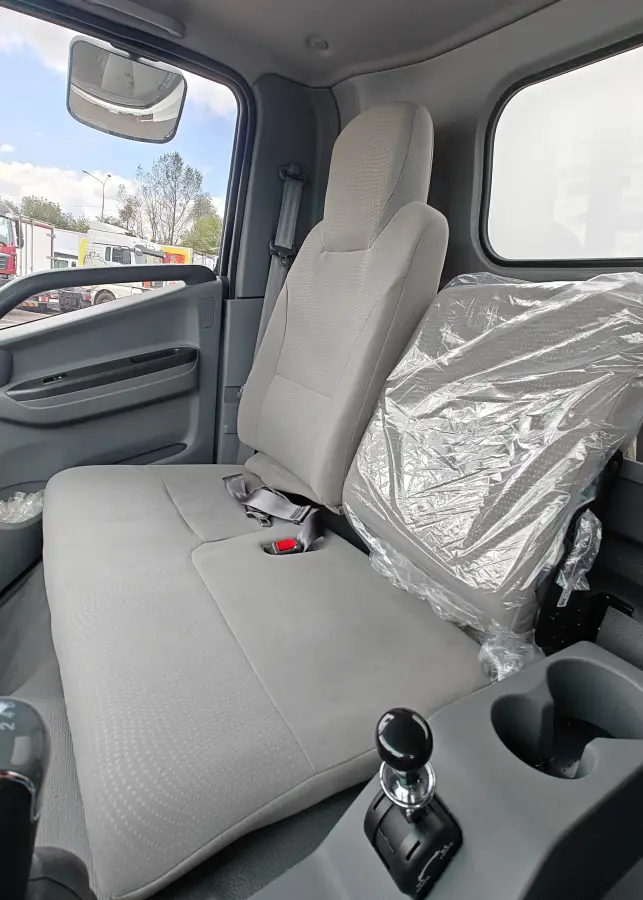 Фотография JAC N90 с изотермическим фургоном