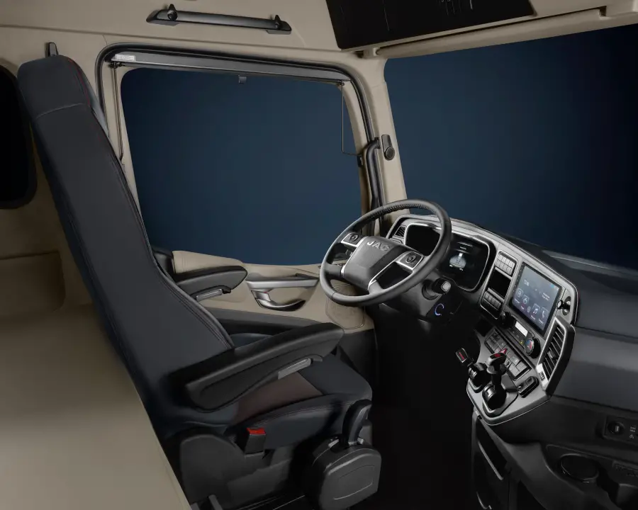 Фотография Седельный тягач JAC K7 4х2 2024