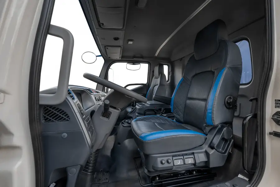 Фотография Forland 12 с изотермическим фургоном