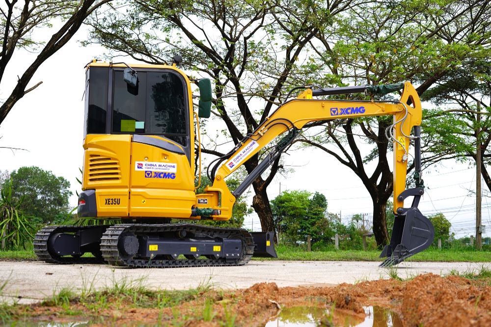 Фотография Мини-экскаватор XCMG XE35U