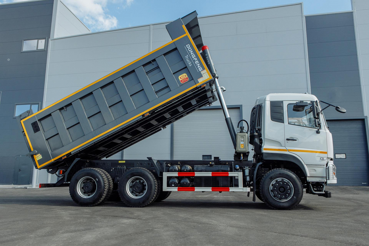 Фотография Самосвал DongFeng DFH3330А80 6x4
