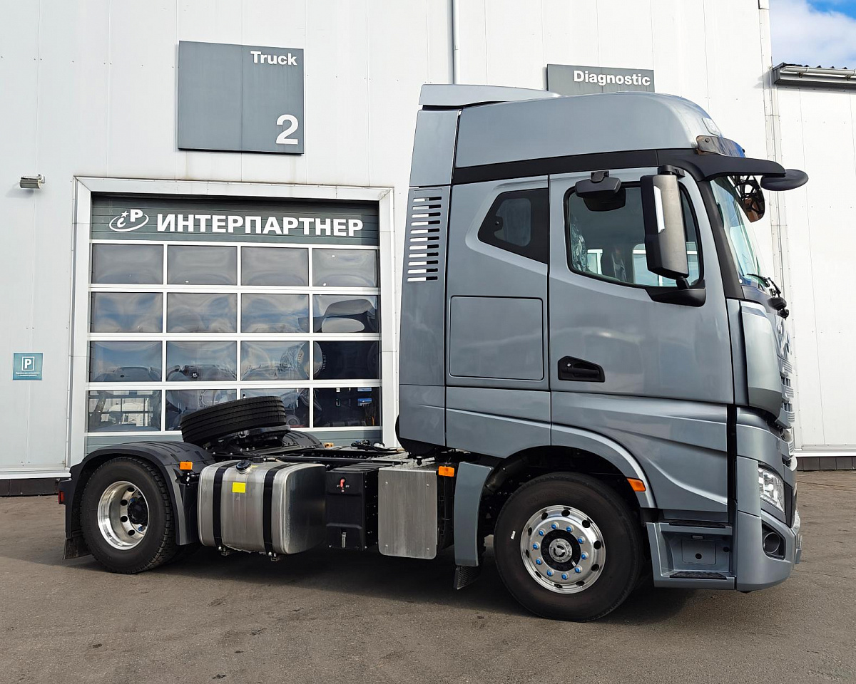 Фотография Седельный тягач JAC K7 4х2 2024